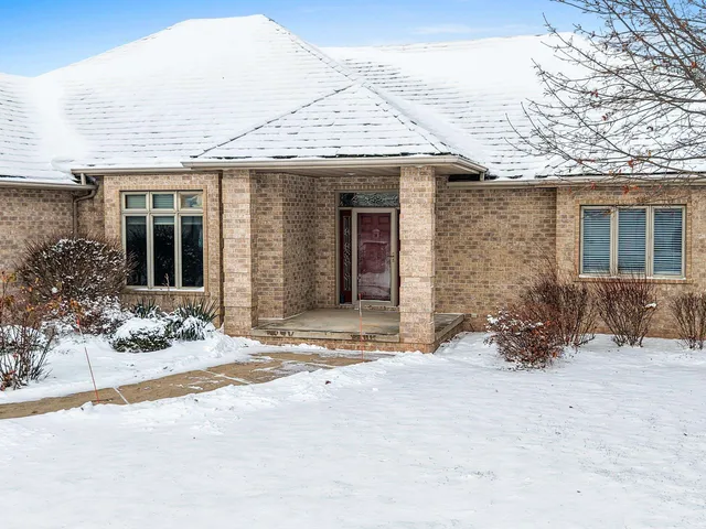 $749,900 | 3399 Sonata Drive, Green Bay, WI 54311