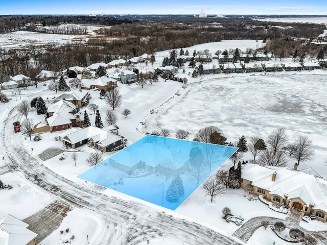 $749,900 | 3399 Sonata Drive, Green Bay, WI 54311