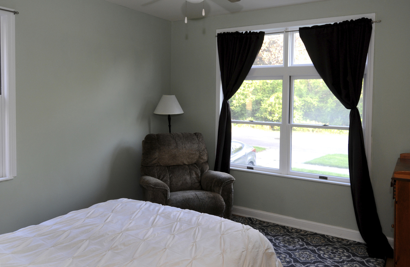 9038 South Forestview Drive North Riverside, IL 60546 - Photo 9 of 24 a bedroom with a bed and a window