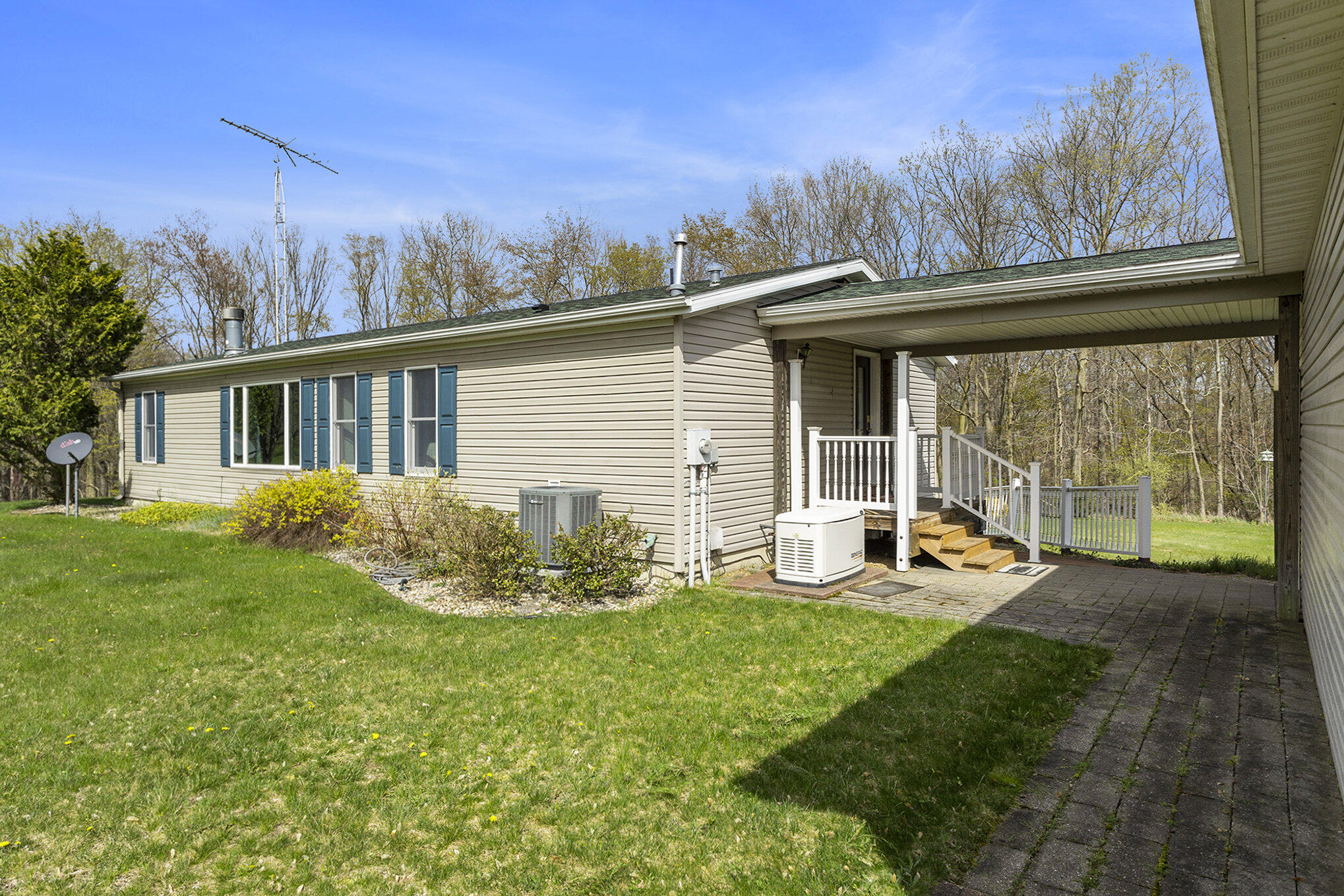 006_697_tuttle_rd_union_city_mi_49094-45