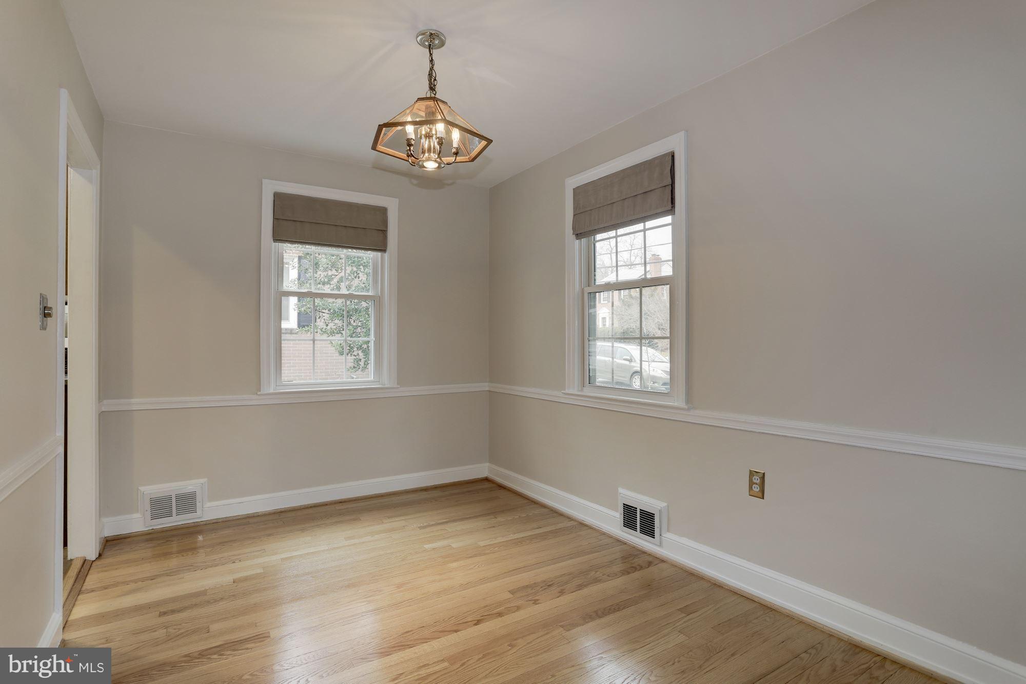 1836 Brisbane Street Silver Spring, MD 20902 - Photo 6 of 30 replacement windows