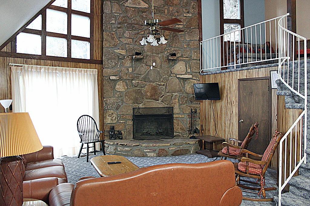 271 Roaring Fork Road Gatlinburg, TN 37738 - Photo 8 of 18 IMG_0692