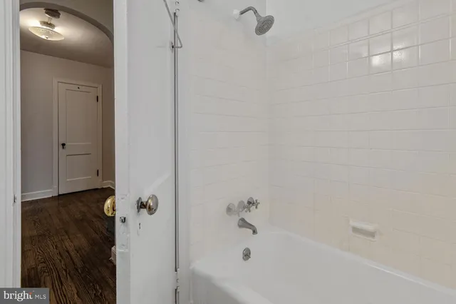 a bathroom with a bathtub