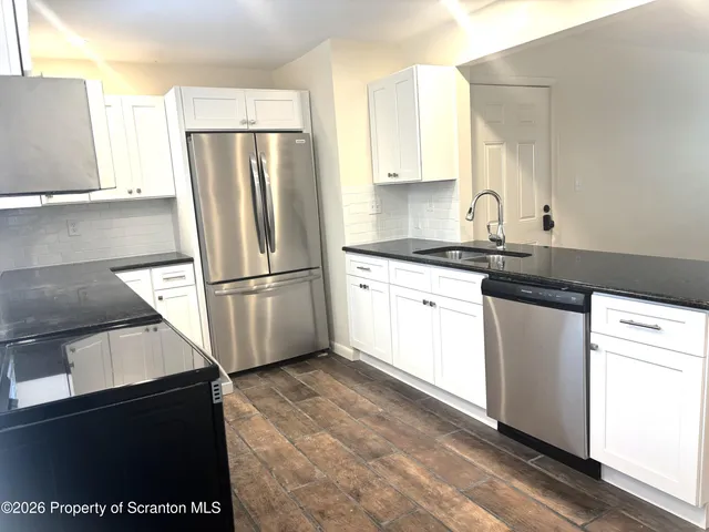 $1,400 | 15 Little Street, Unit 4, Montrose, PA 18801