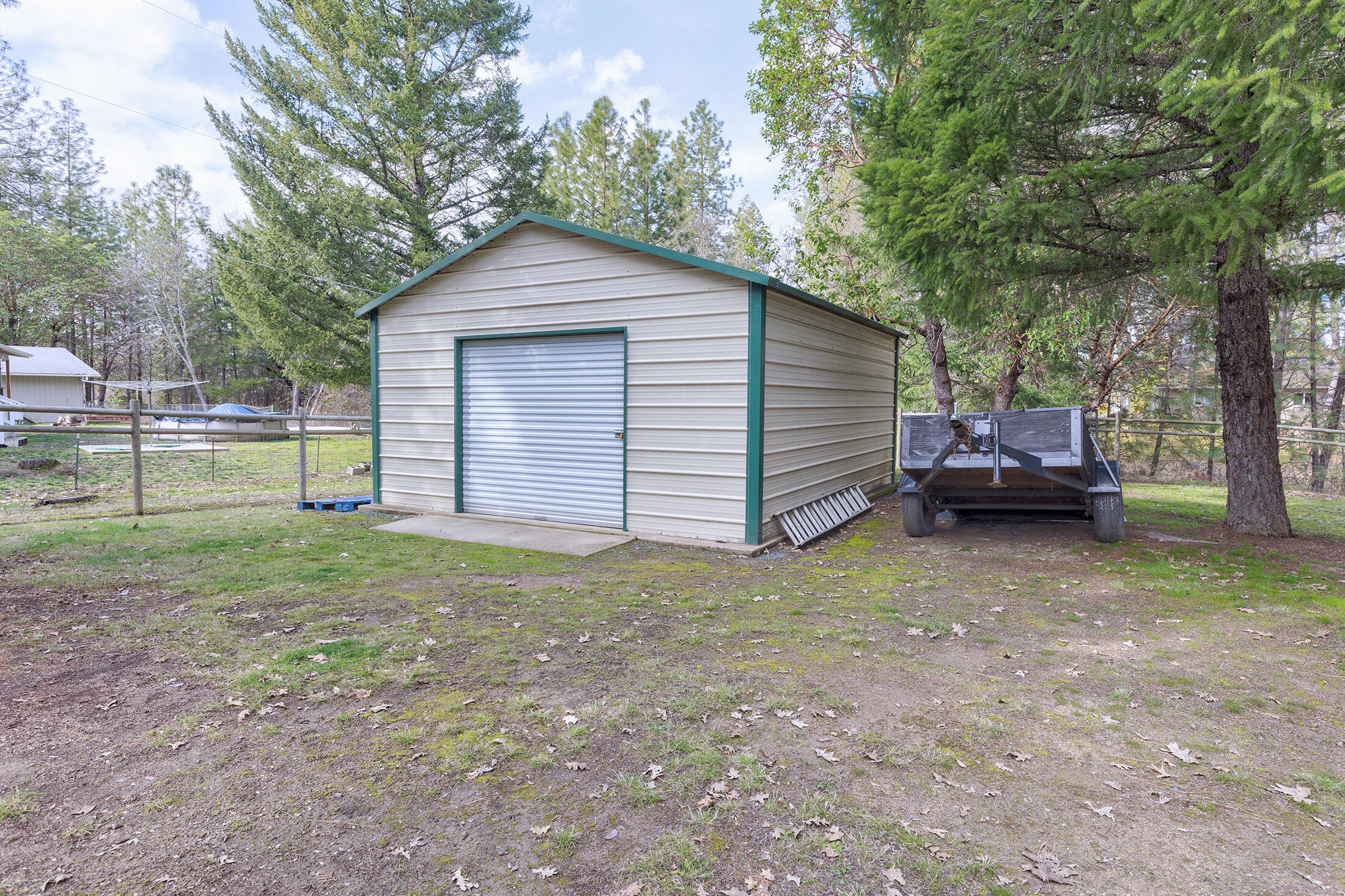 120 Daugherty Way Merlin, OR 97532 - Photo 25 of 30 Metal Building