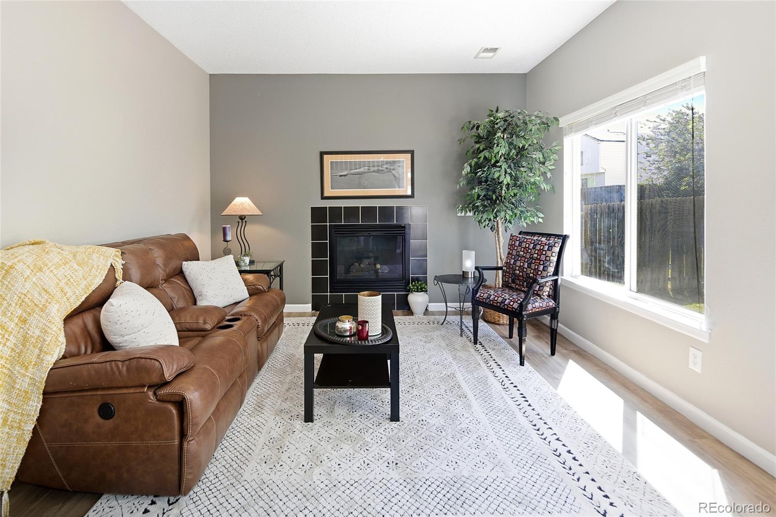 3528 South Ceylon Way Aurora, CO 80013 - Photo 1 of 38