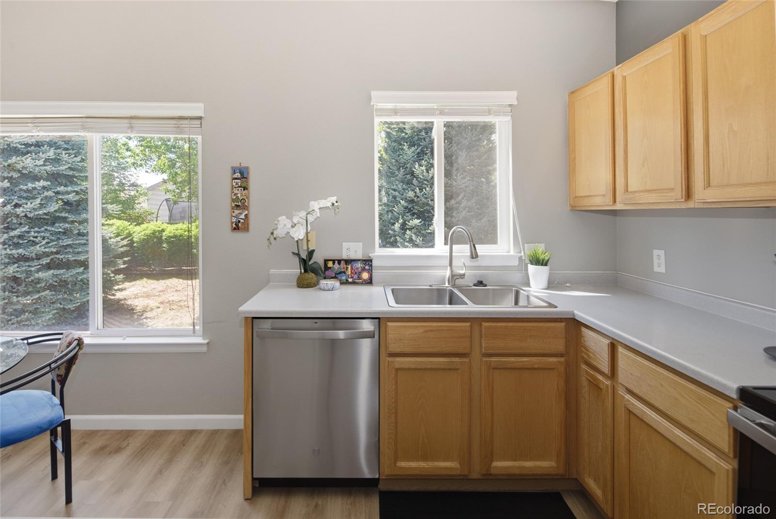 3528 South Ceylon Way Aurora, CO 80013 - Photo 12 of 38
