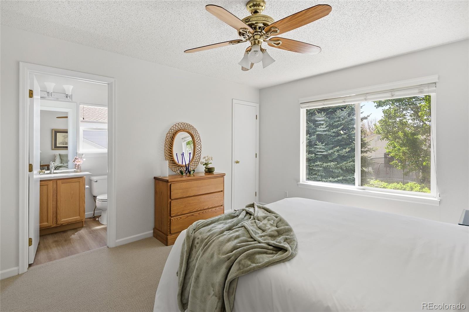 3528 South Ceylon Way Aurora, CO 80013 - Photo 23 of 38