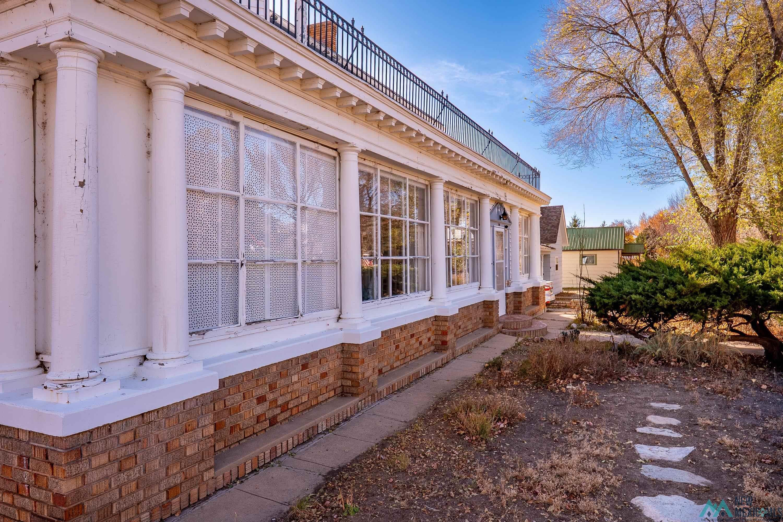 301 South 4th Street Raton, NM 87740 - Photo 48 of 78 View of side of home