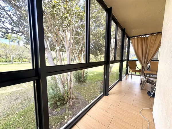 $3,000 | 271 South Hollybrook Drive, Unit 205, Pembroke Pines, FL 33025