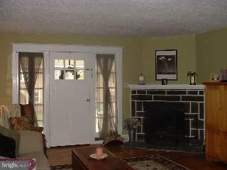 8 Waverly Road Havertown, PA 19083 - Photo 2 of 5