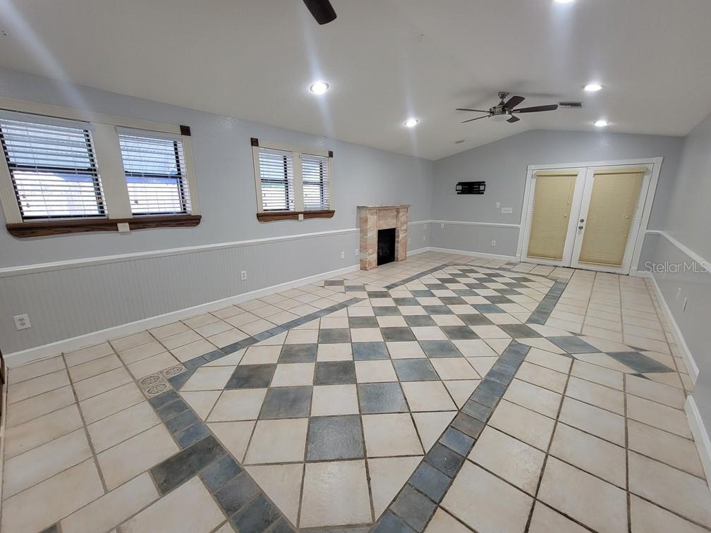 11633 Fox Run Port Richey, FL 34668 - Photo 26 of 33 a view of a livingroom with a dinning area