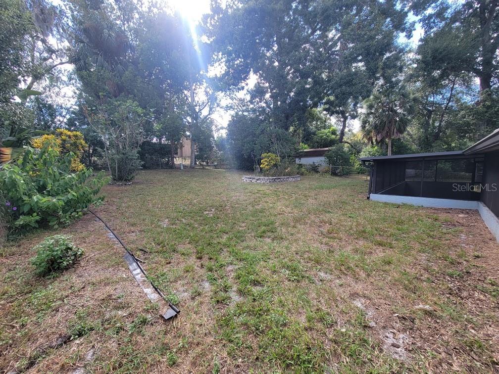 11633 Fox Run Port Richey, FL 34668 - Photo 33 of 33 a view of a backyard