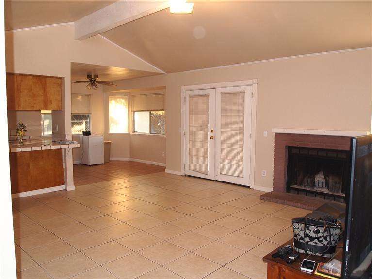 18322 El Paso Road Madera, CA 93638 - Photo 3 of 8 Gallery Image 3