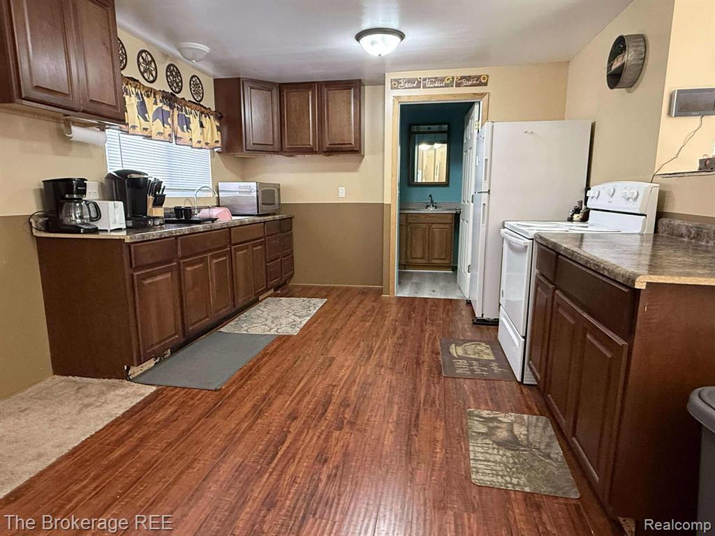 5958 Hy Road Hale, MI 48739 - Photo 11 of 37