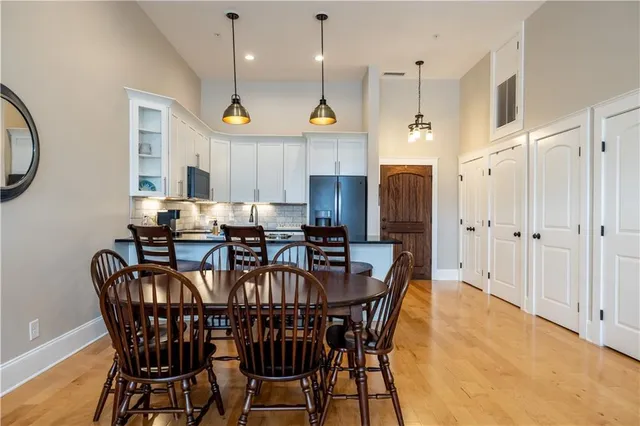 $374,500 | 1 East 3rd Avenue, Unit 302, Rome, GA 30161