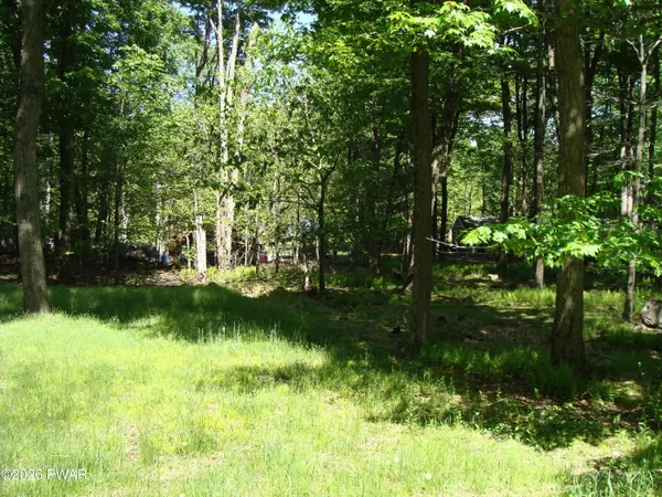 $8,500 | Navajo Path, Gouldsboro, PA 18424