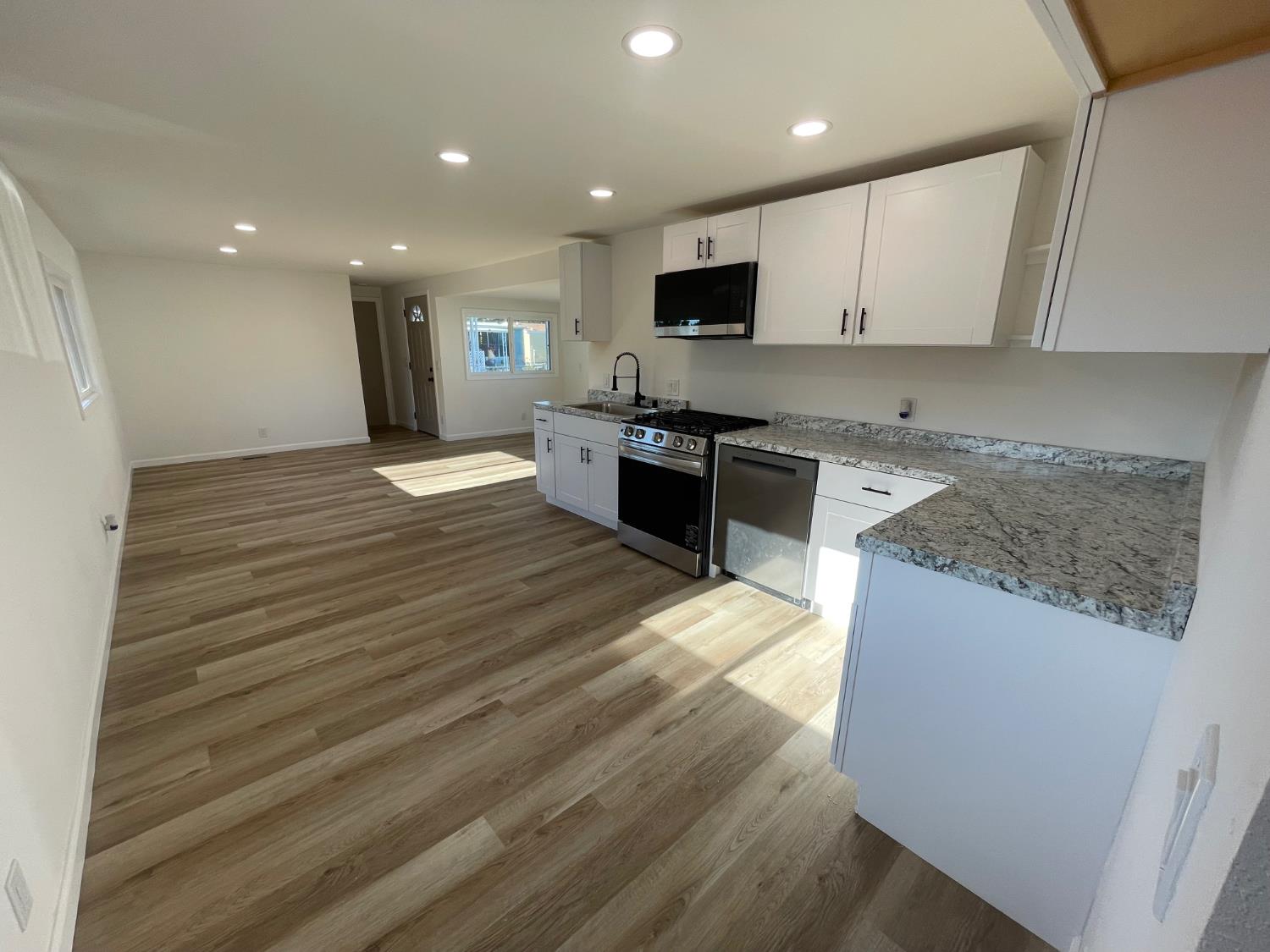 900 Old Stockton Road, Unit 127 Oakdale, CA 95361 - Photo 26 of 40