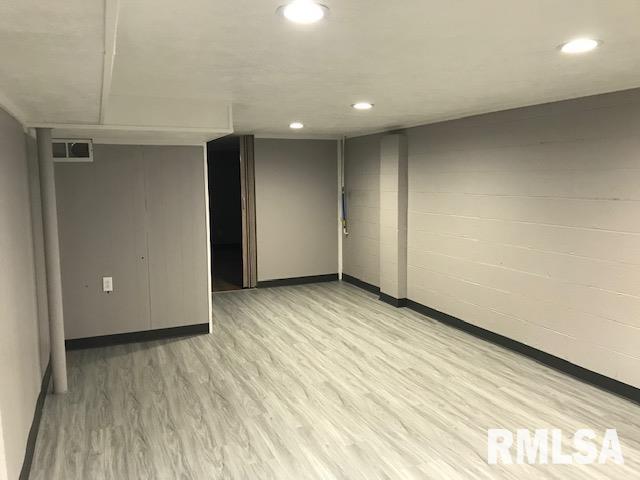 2506 Huntington Road Springfield, IL 62703 - Photo 19 of 27