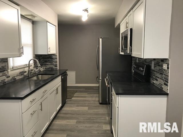2506 Huntington Road Springfield, IL 62703 - Photo 7 of 27
