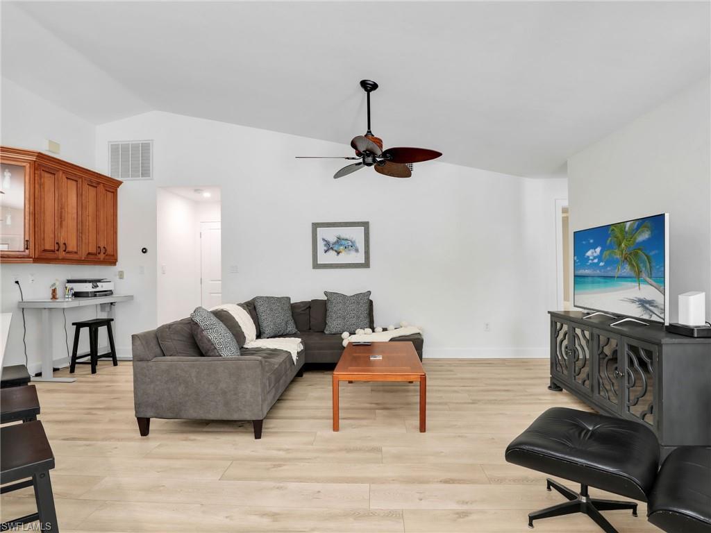 2474 Outrigger Lane Naples, FL 34104 - Photo 16 of 38