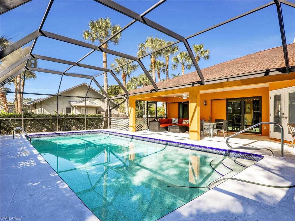 2474 Outrigger Lane Naples, FL 34104 - Photo 33 of 38