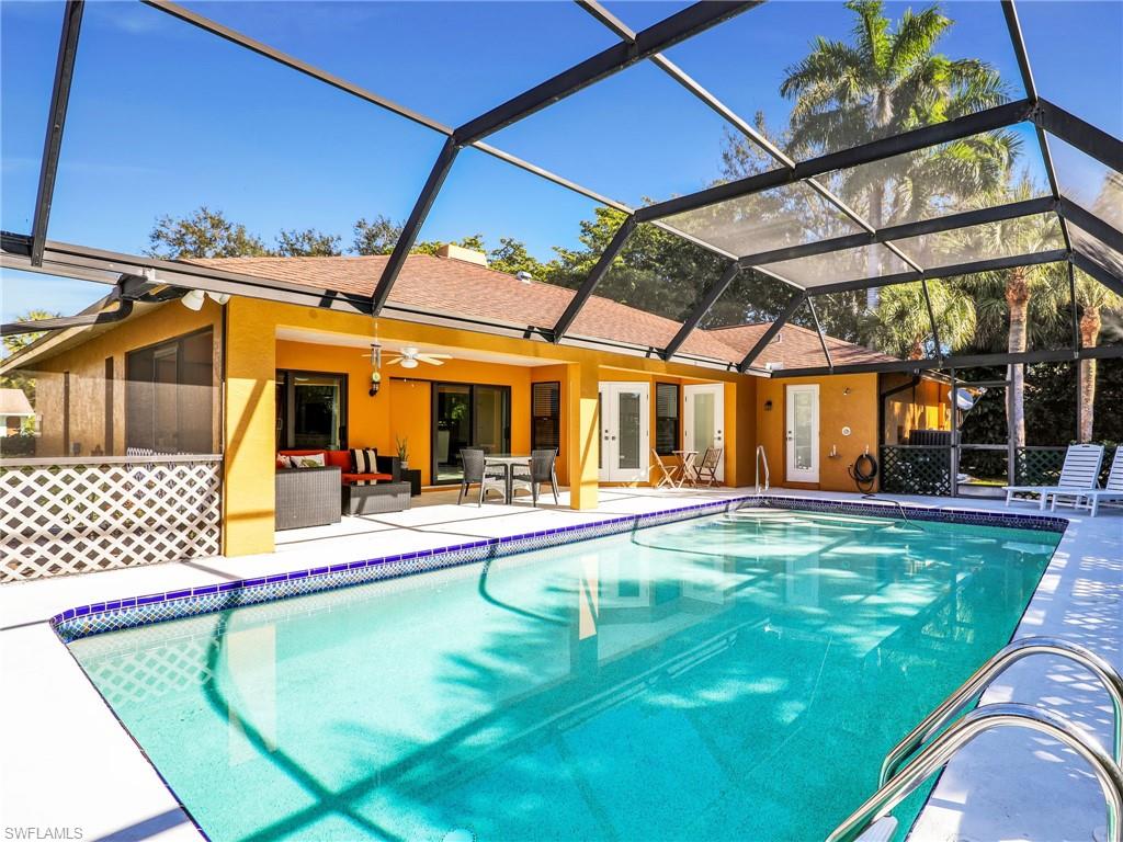 2474 Outrigger Lane Naples, FL 34104 - Photo 34 of 38