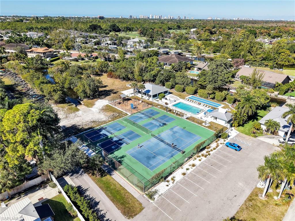 2474 Outrigger Lane Naples, FL 34104 - Photo 36 of 38
