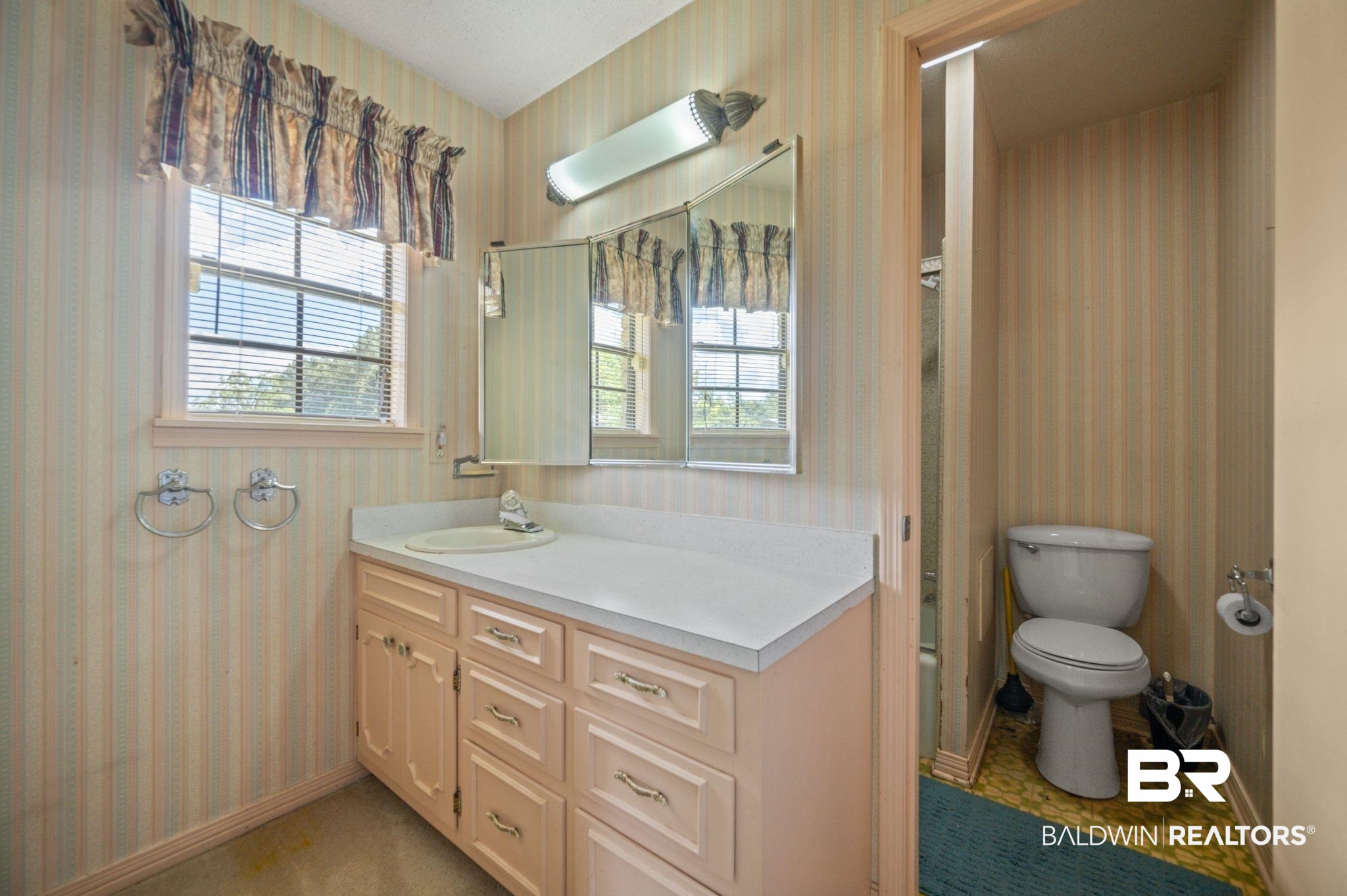 15880 Pine Grove Rd Extension West Bay Minette, AL 36507 - Photo 32 of 44 Bathroom with toilet and vanity