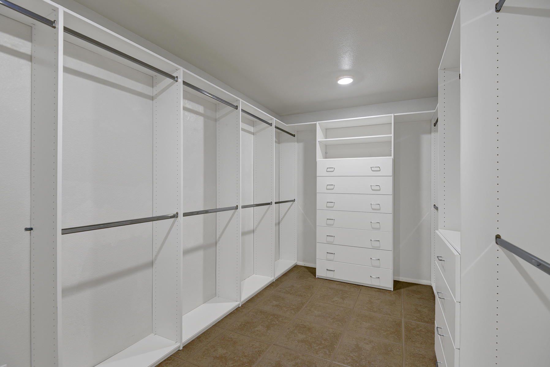 71401 Gardess Road Rancho Mirage, CA 92270 - Photo 23 of 37 045 PRIMARY BEDROOM WALK IN CLOSET MLS