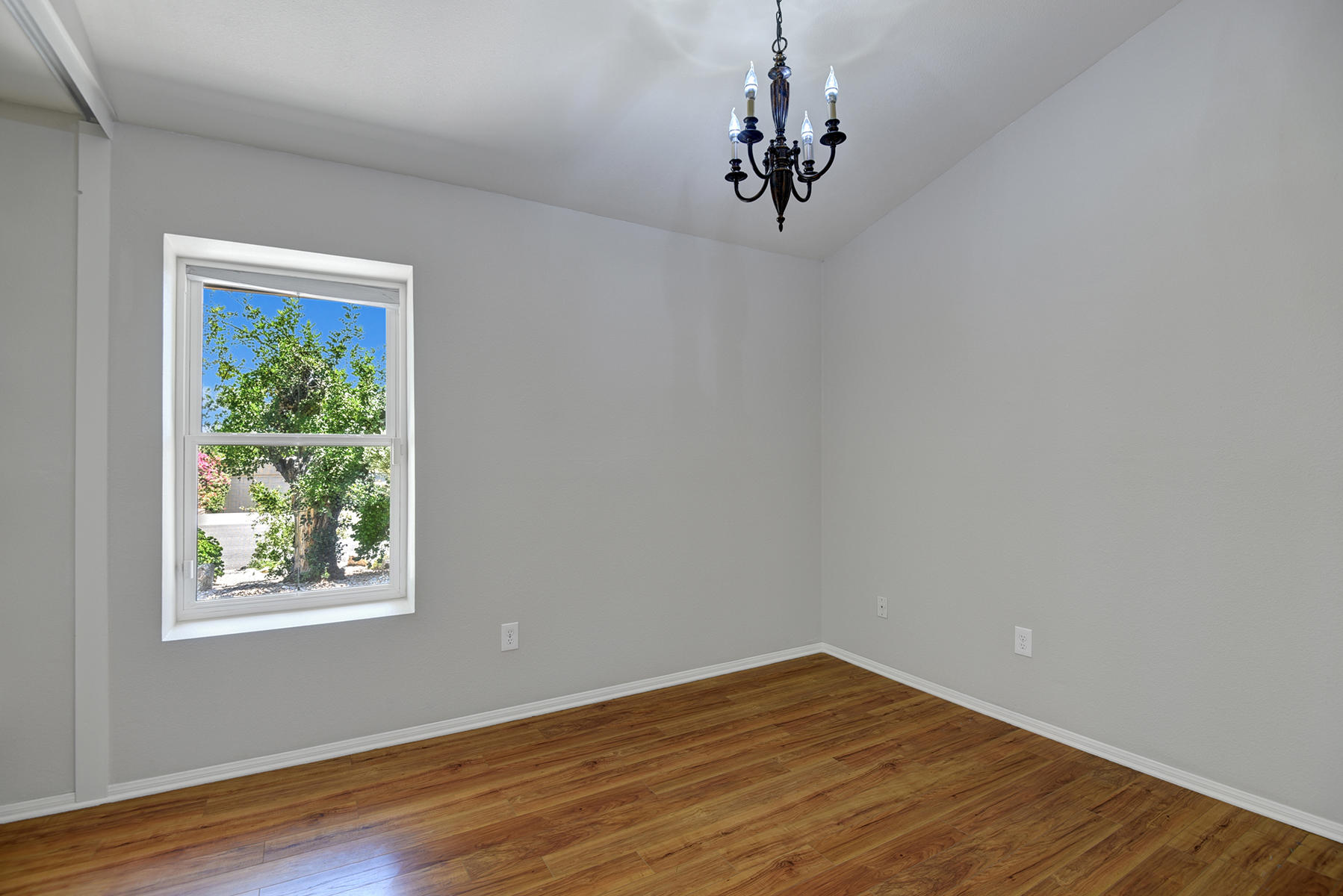 71401 Gardess Road Rancho Mirage, CA 92270 - Photo 29 of 37 063 GUEST BEDROOM 1 MLS
