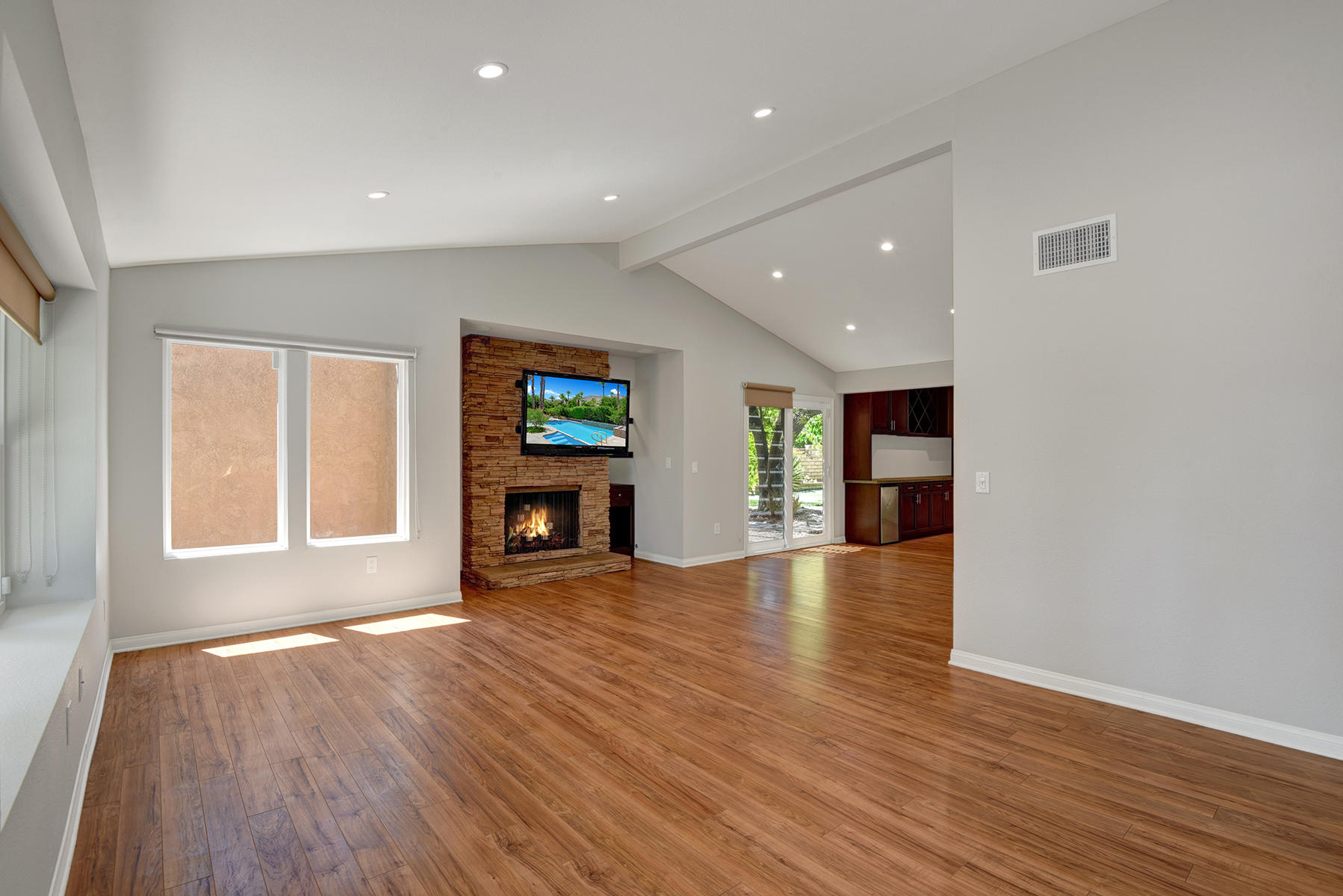 71401 Gardess Road Rancho Mirage, CA 92270 - Photo 8 of 37 012 LIVING ROOM FROM ENTRY MLS