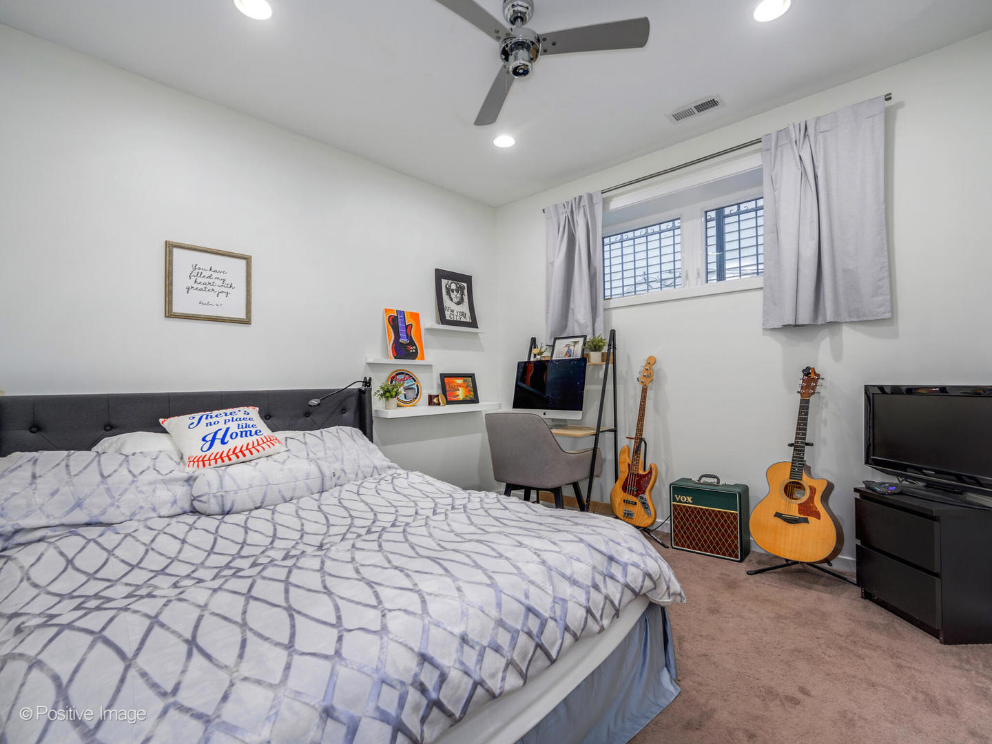 2139 North Bingham Street Chicago, IL 60647 - Photo 21 of 24 a bedroom with a bed and furniture