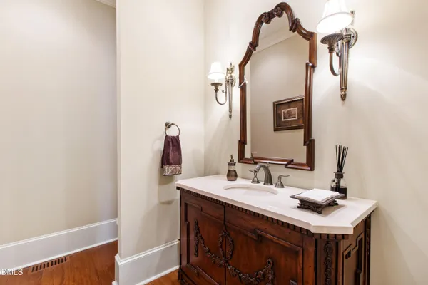 a view of a garden with plants