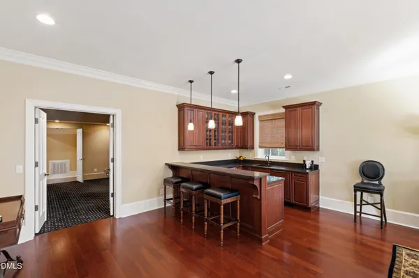 $6,000,000 | 440 Drummond Drive, Raleigh, NC 27609