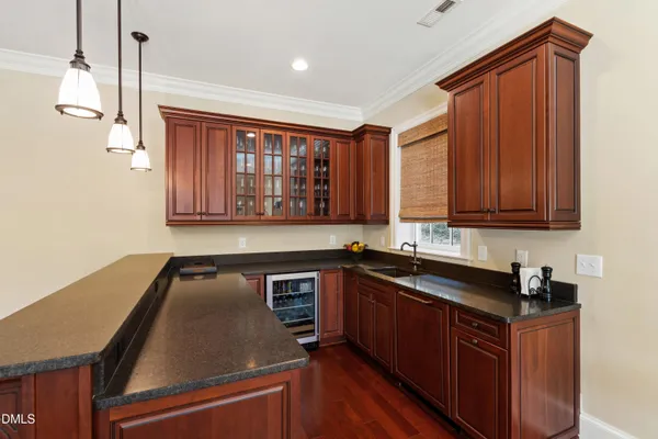 $6,000,000 | 440 Drummond Drive, Raleigh, NC 27609