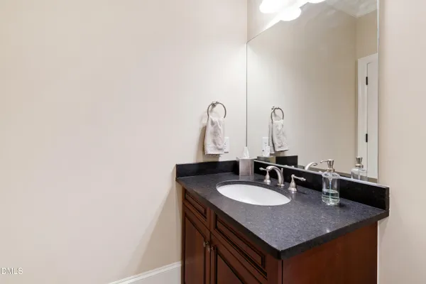 $6,000,000 | 440 Drummond Drive, Raleigh, NC 27609