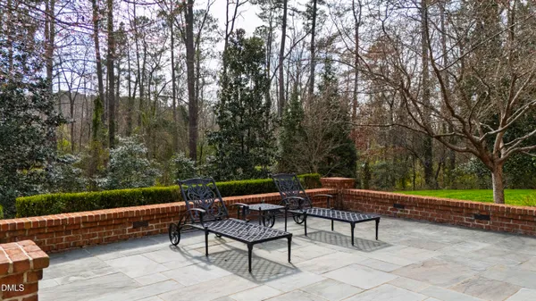 $6,000,000 | 440 Drummond Drive, Raleigh, NC 27609