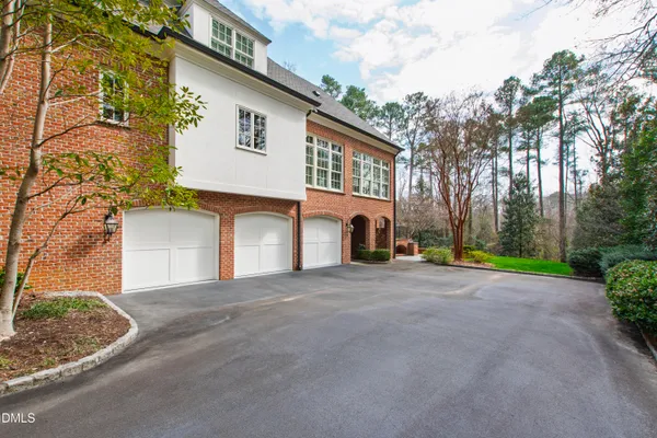 $6,000,000 | 440 Drummond Drive, Raleigh, NC 27609