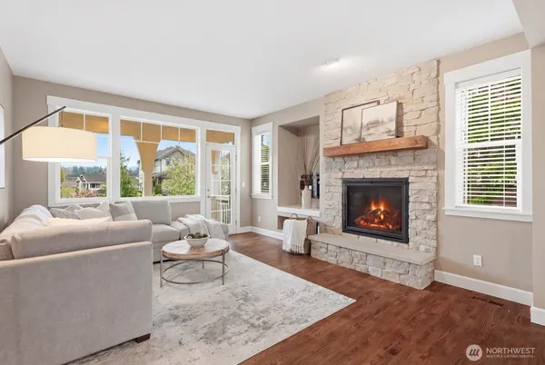 $1,595,000 | 7424 Pinnacle Place Southeast, Snoqualmie, WA 98065