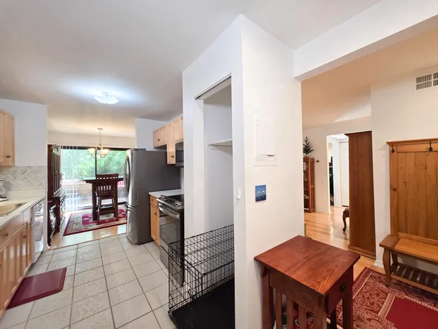 $199,900 | 2126 Pauline Boulevard, Unit 104, Ann Arbor, MI 48103