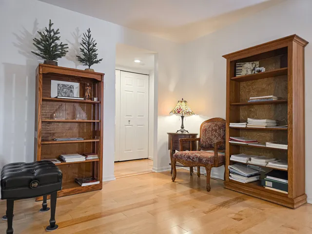 $199,900 | 2126 Pauline Boulevard, Unit 104, Ann Arbor, MI 48103