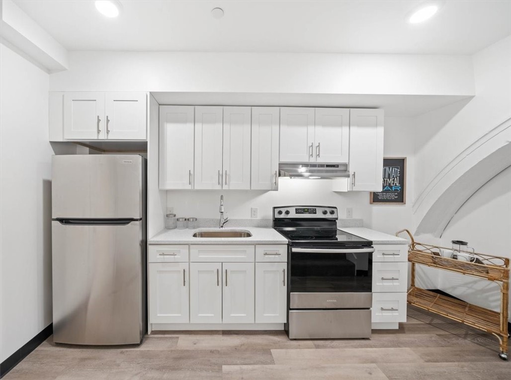 401 Olo Street, Unit 22 Woonsocket, RI 02895 - Photo 2 of 10