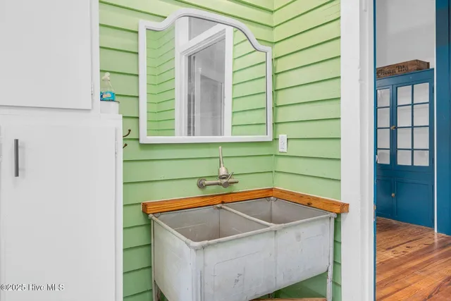 $277,400 | 206 West Blalock Road, Lucama, NC 27851