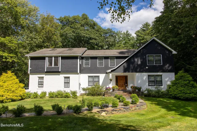 $1,295,000 | 54 Dunmore Court, Lenox, MA 01240