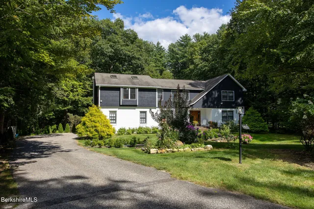 $1,295,000 | 54 Dunmore Court, Lenox, MA 01240