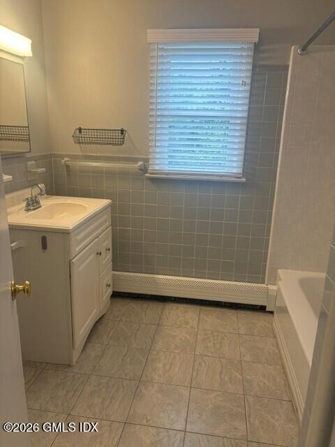 41 Hassake Road, Unit R Old Greenwich, CT 06870 - Photo 14 of 16 Bathroom