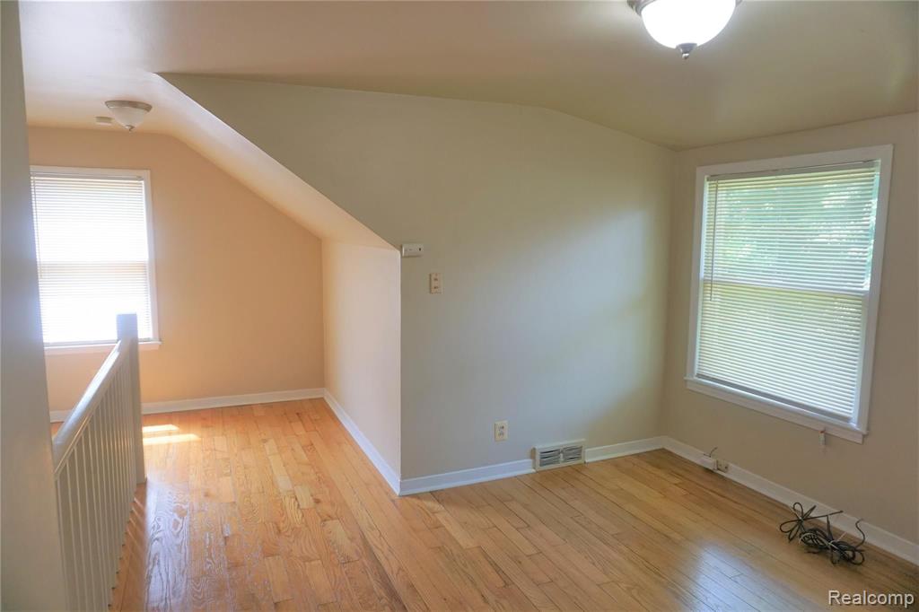 15735 Evergreen Road Detroit, MI 48223 - Photo 15 of 26
