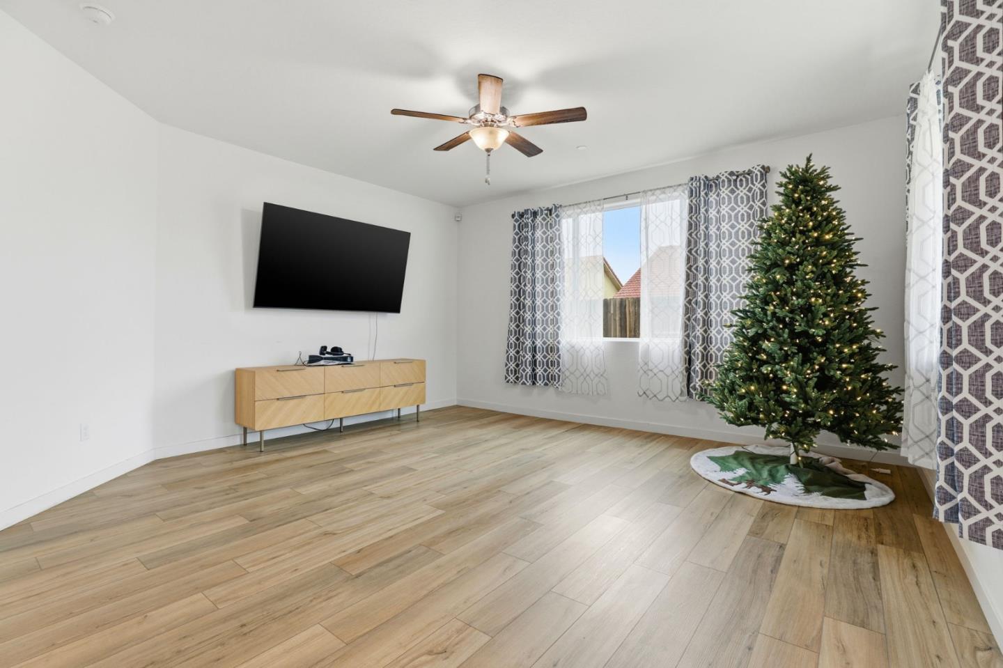 354 Manchester Drive Los Banos, CA 93635 - Photo 18 of 45