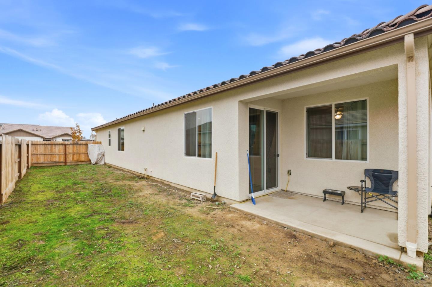 354 Manchester Drive Los Banos, CA 93635 - Photo 38 of 45